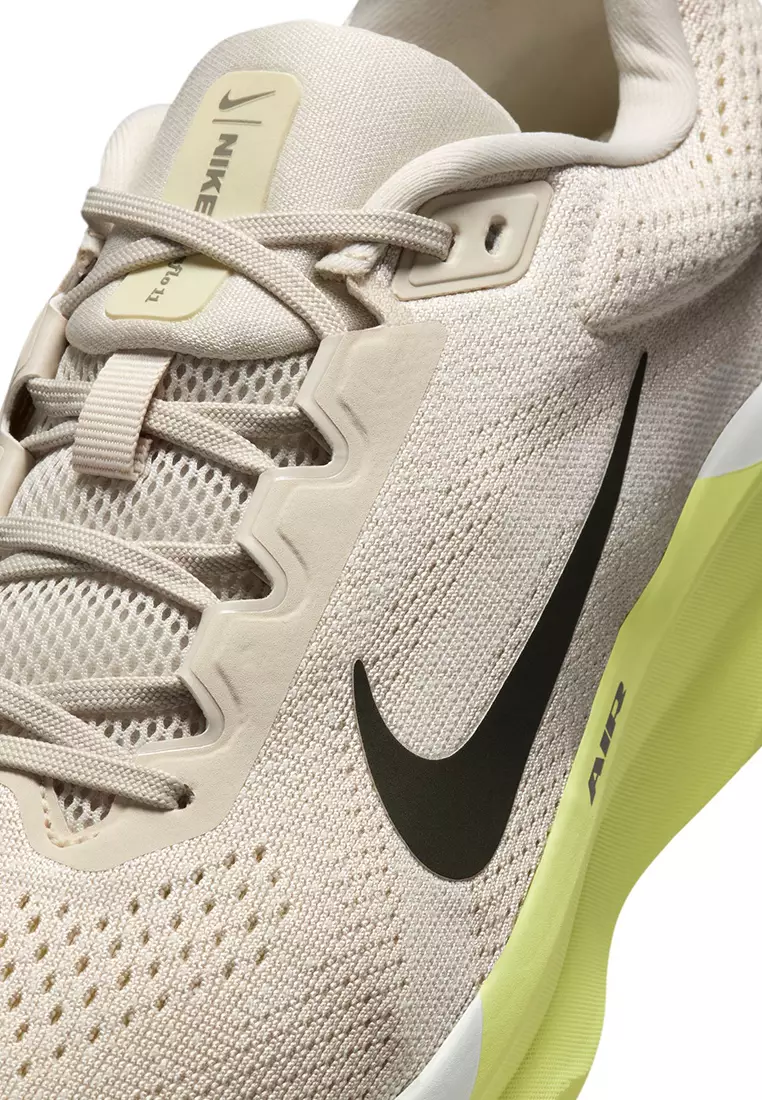 Winflo 11 Shoes