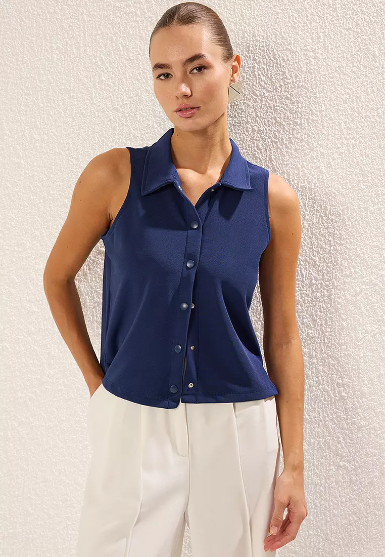 Navy Blue Snap Polo Collar Sleveless Regular Knitted Blouse