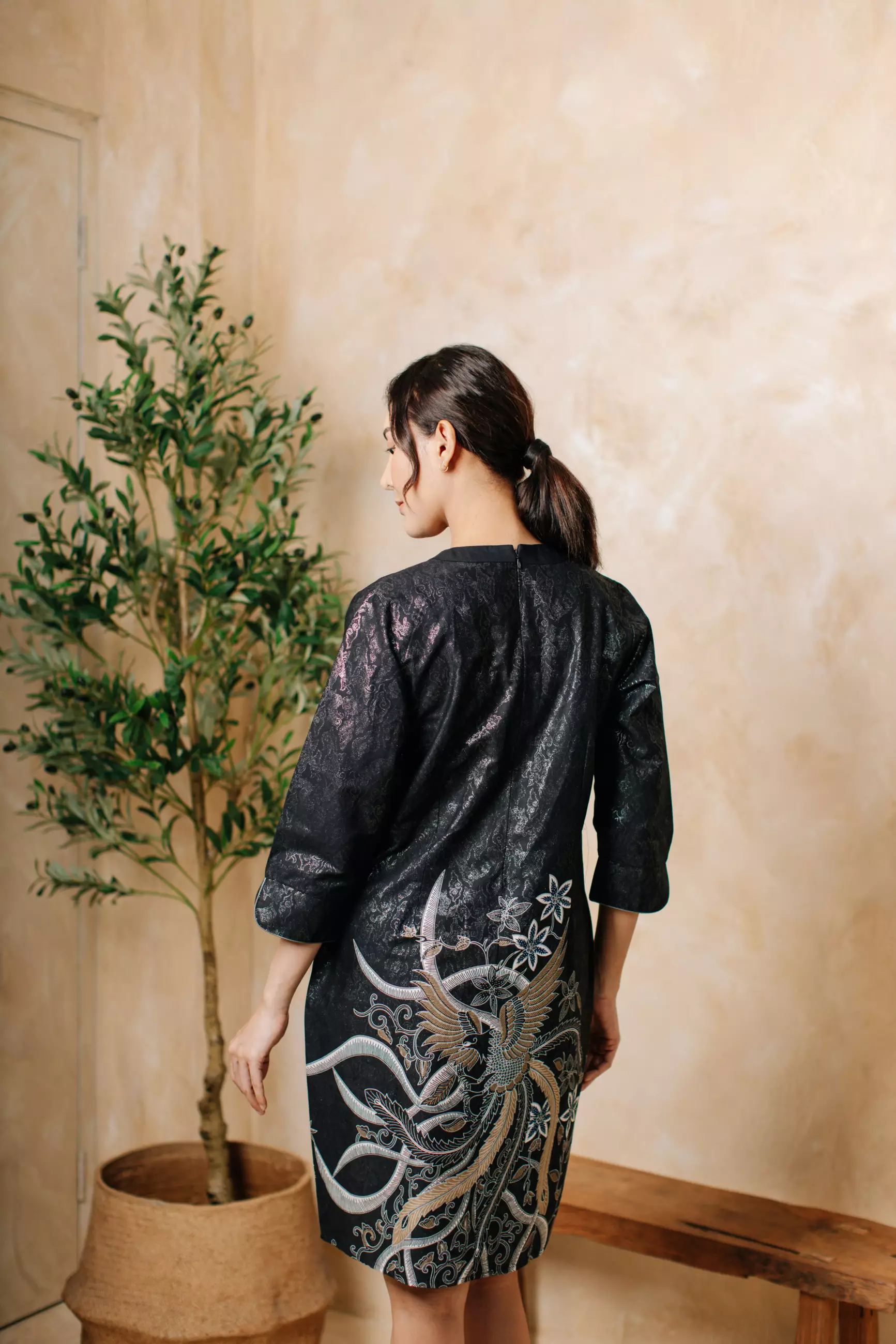 Adyatma Naratama Black Dress Batik Wanita Katun Foil