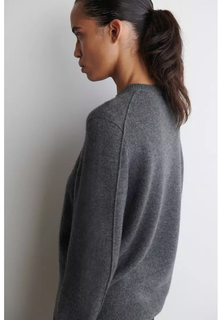 CASHMERE CREW-NECK JUMPER