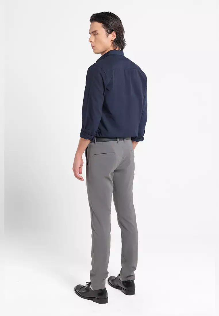 Manzone Kemeja Lengan Panjang Pria Slim Fit Foxy - Navy