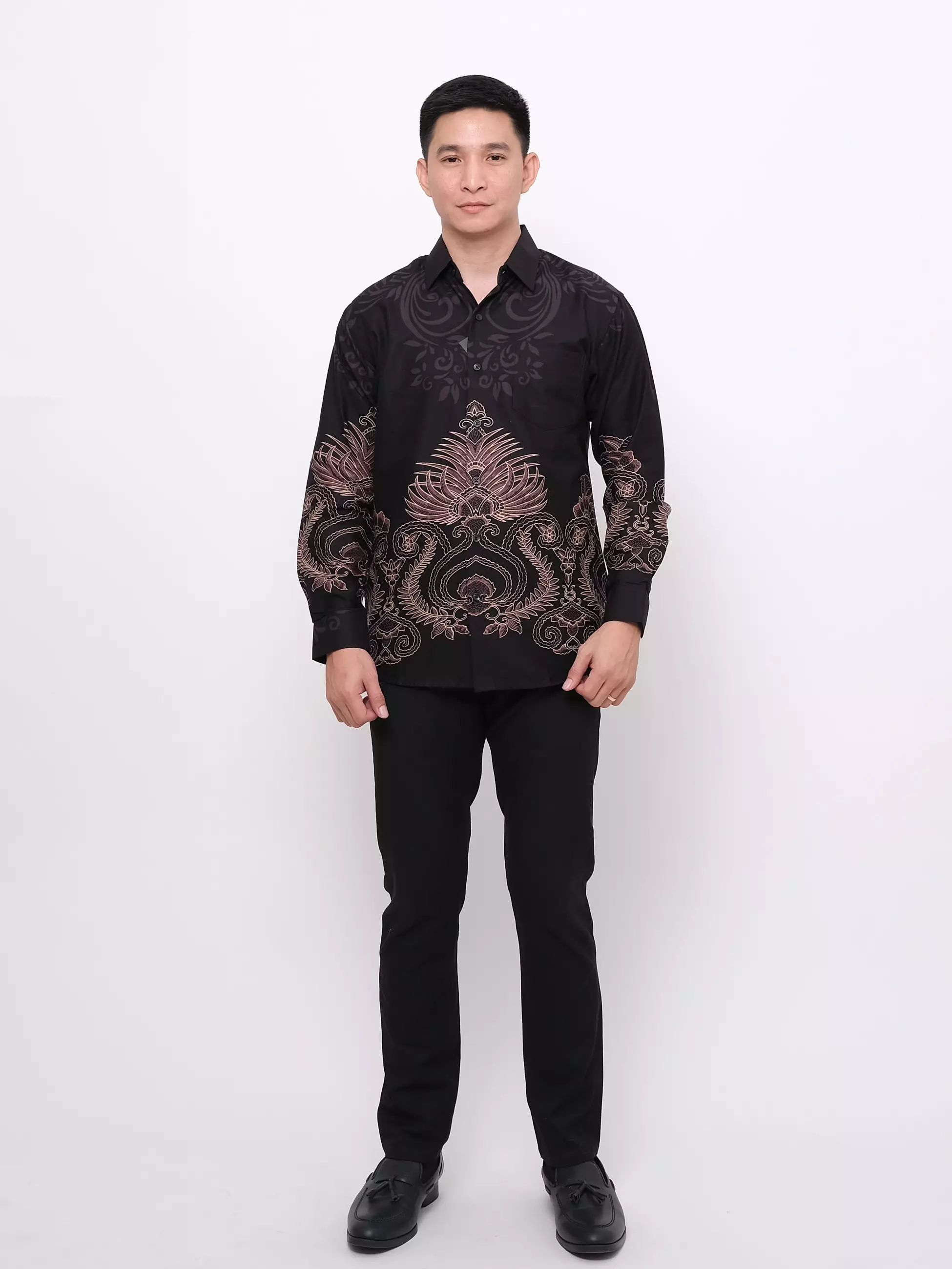 Andre Michel Kemeja Batik Lengan Panjang Hitam 16743