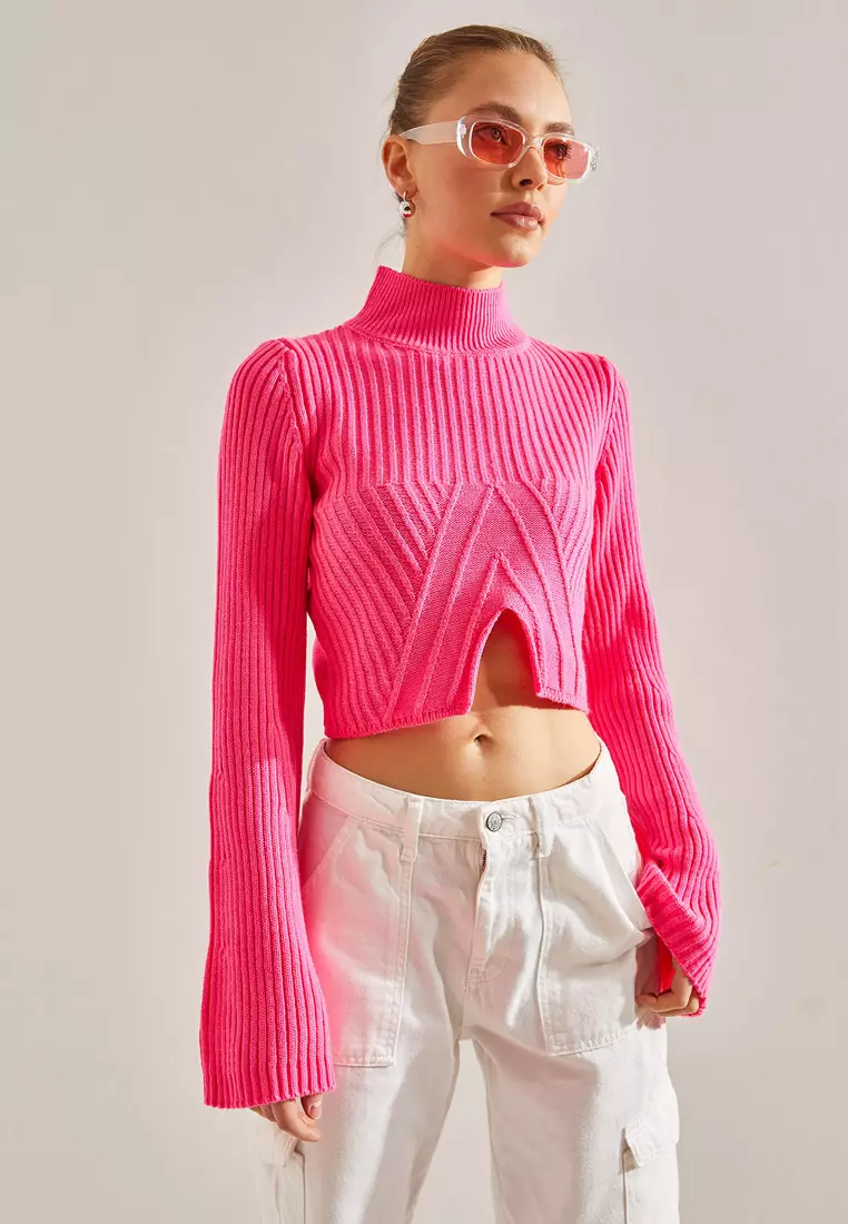 Half crop sweater best sale