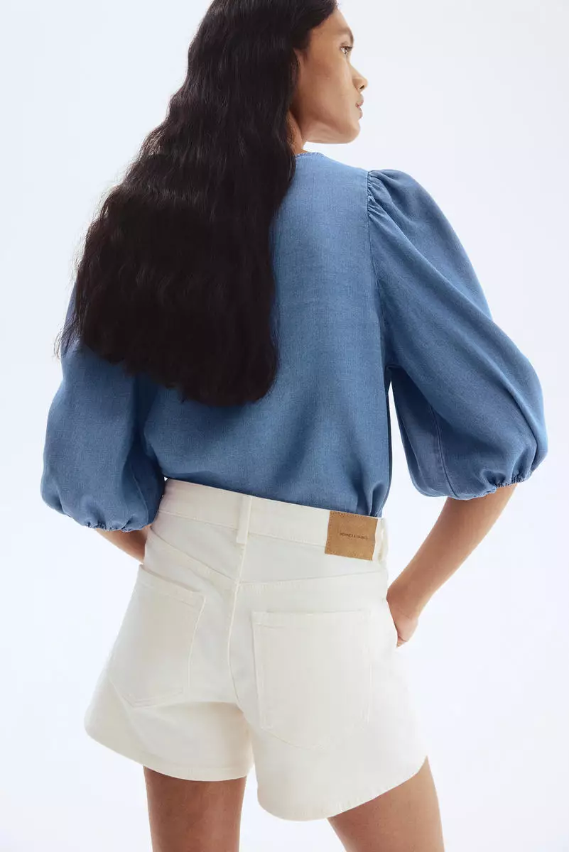 Balloon-sleeved denim blouse
