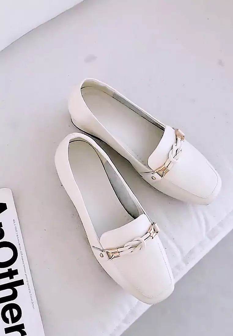 Buy Twenty Eight Shoes Top Layer Cowhide Knot Buckle Loafers