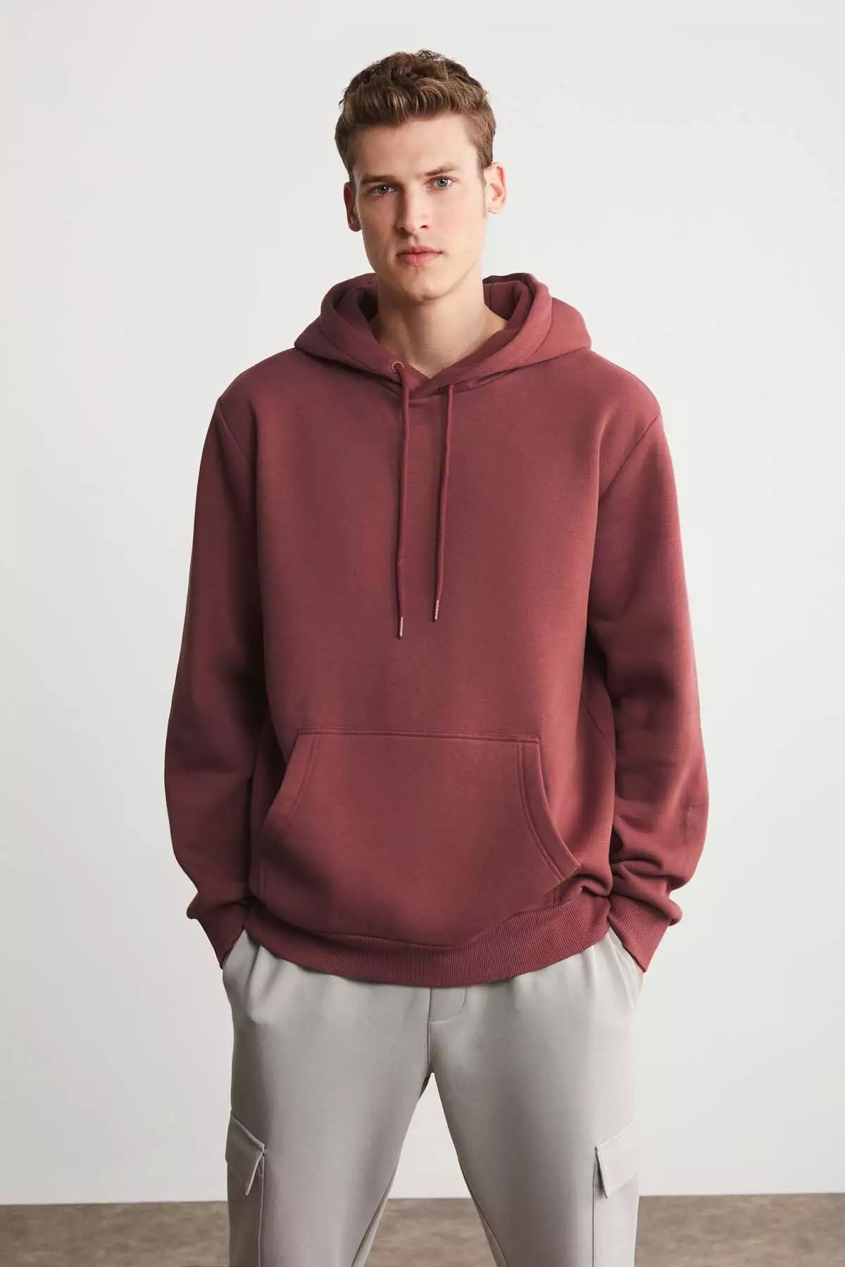 Jorge Basic Hoodie