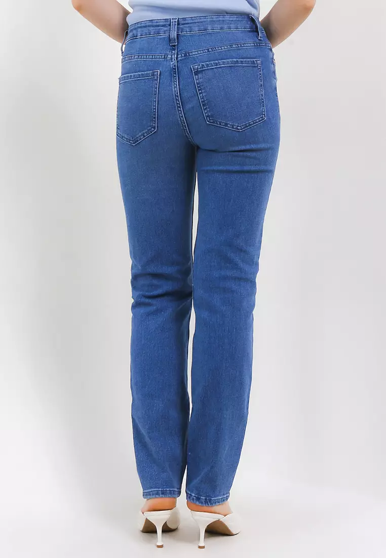 Sienna Straight Leg Jeans With Stretch
