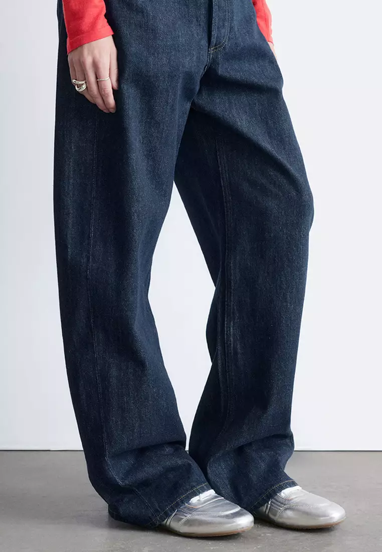 Minimal Leather Sneakers