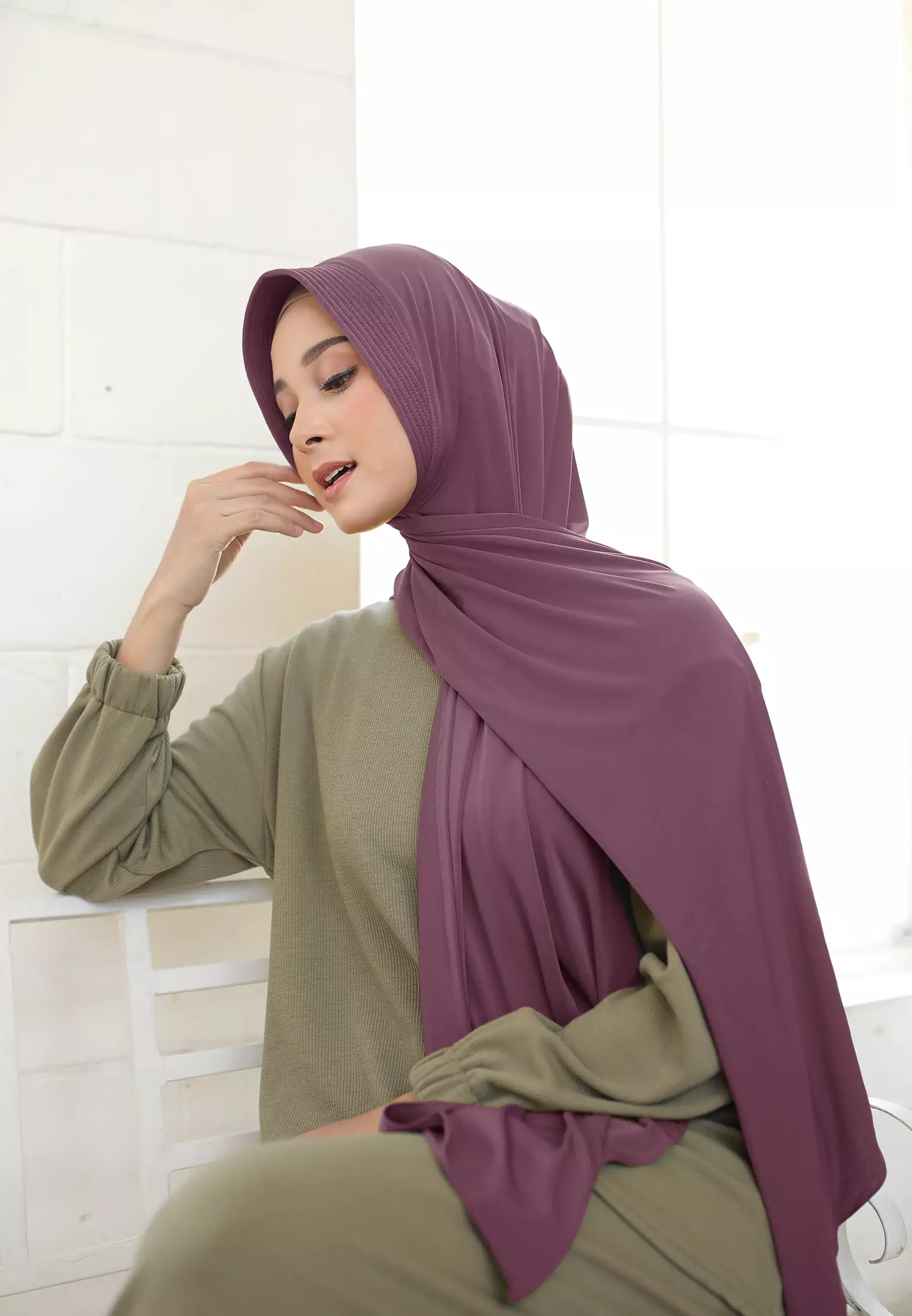 Cotton Bee - Ovel Shawl | Hijab Instan | Pashmina - Light Berry
