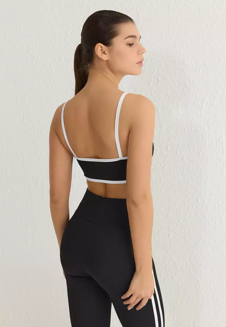 Piping Detail Sports Bra