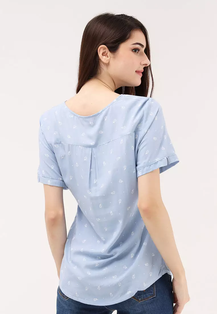 Short Sleeves V-neck Blouse