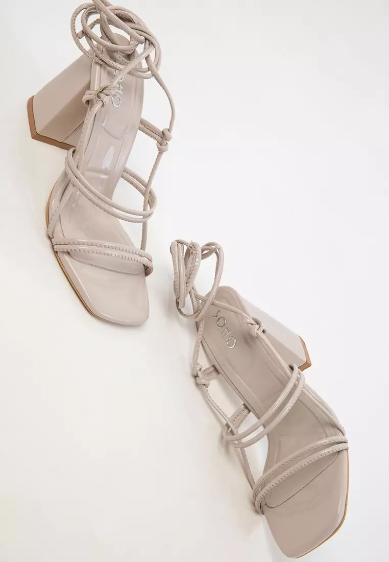 Patent Leather Classic Heeled Shoes