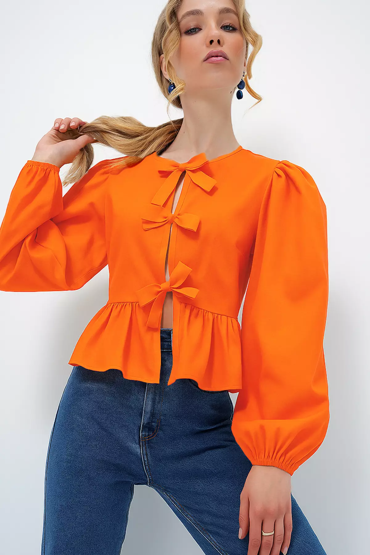Bow Tie Princess Sleeve Poplin Top