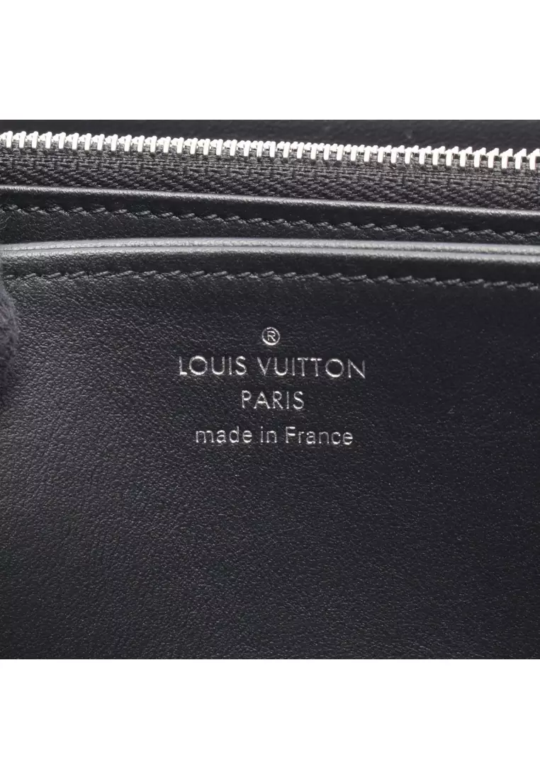 Pre-Loved Louis Vuitton zippy wallet Mahina Noir round zipper long wallet leather black