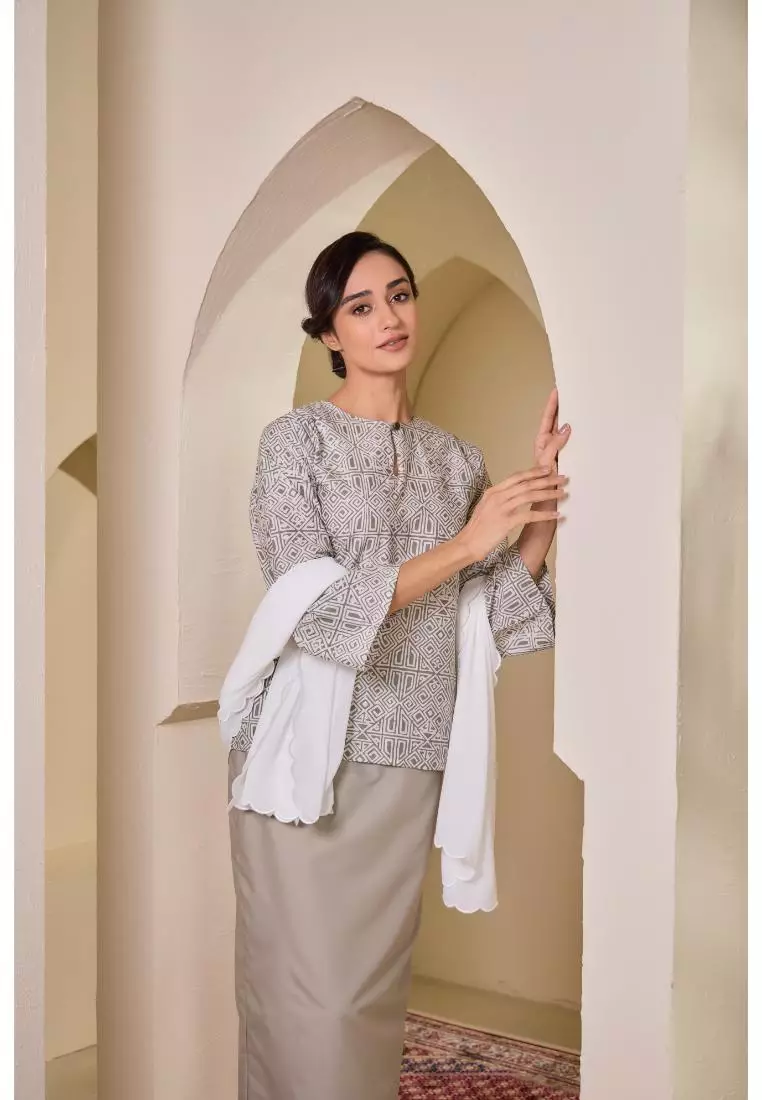 Kurung Kedah Batik Moden