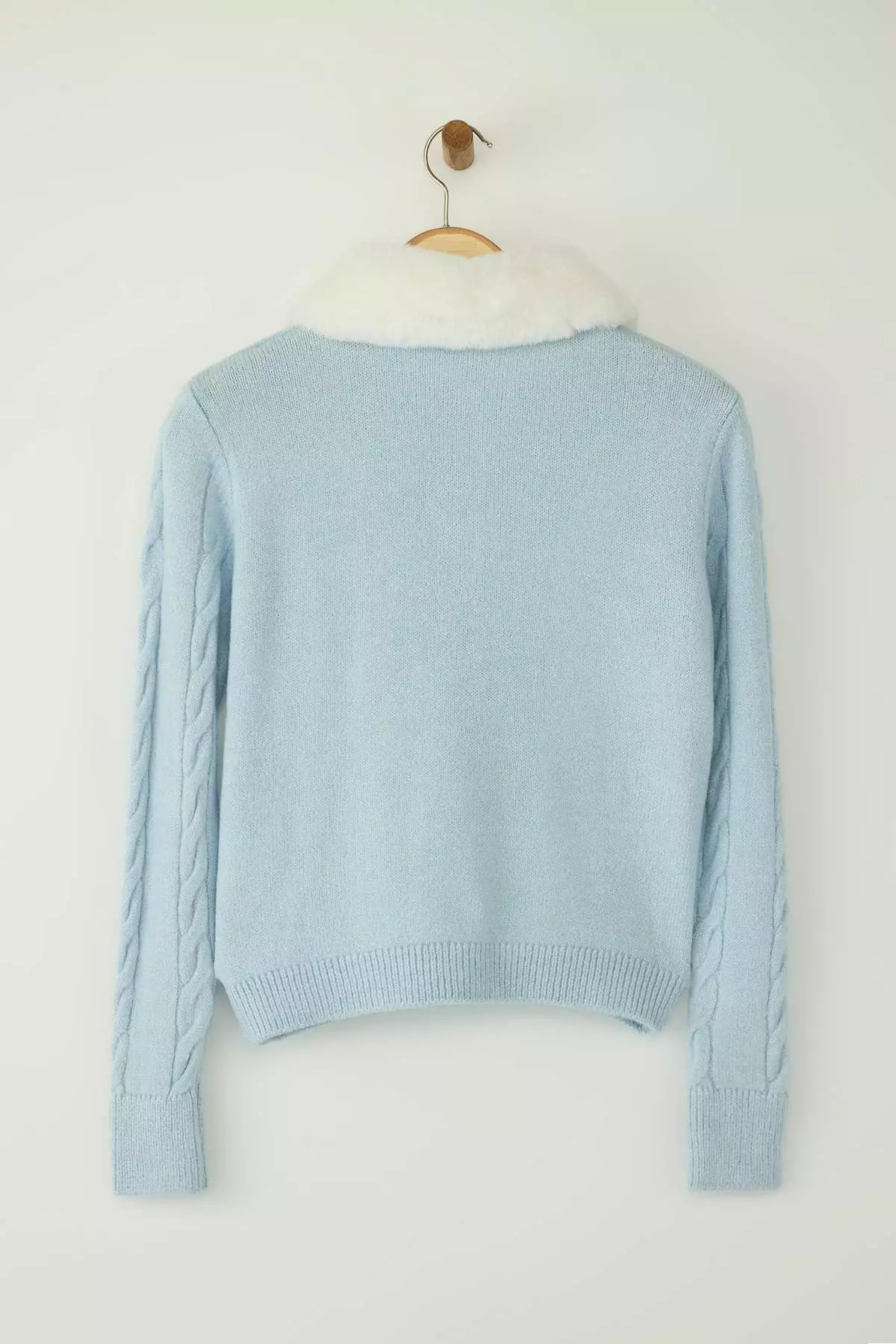 Blue Crop Fur Detailed Fitted/Body Wrap Knitwear Cardigan