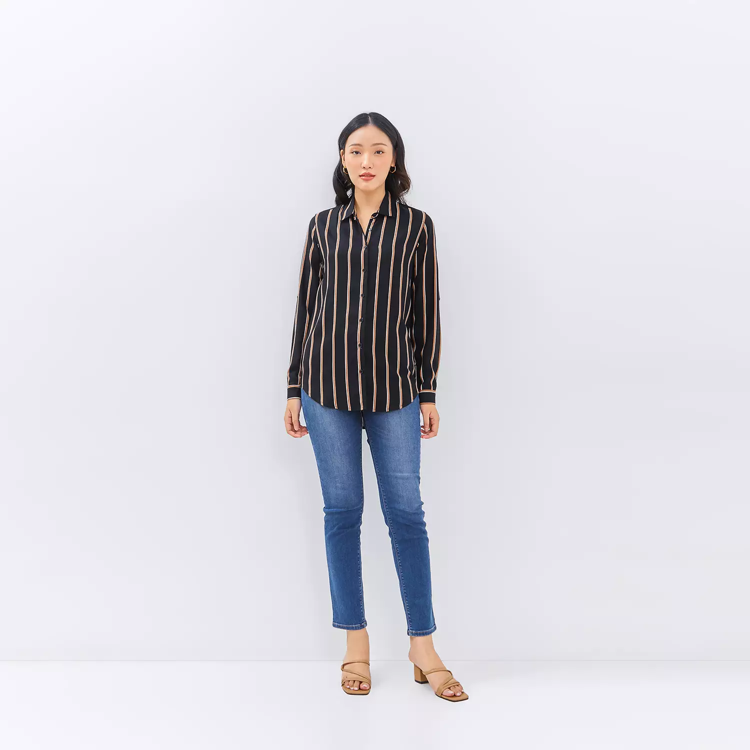 C2 Forces Black Kemeja Casual Wanita