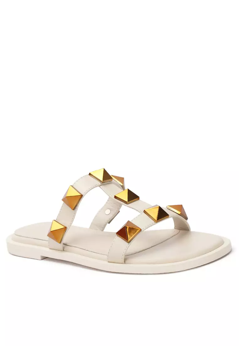 Discount on Twenty Eight Shoes  shoes - SKU: Rivets Flat Slippers Ylt536-3