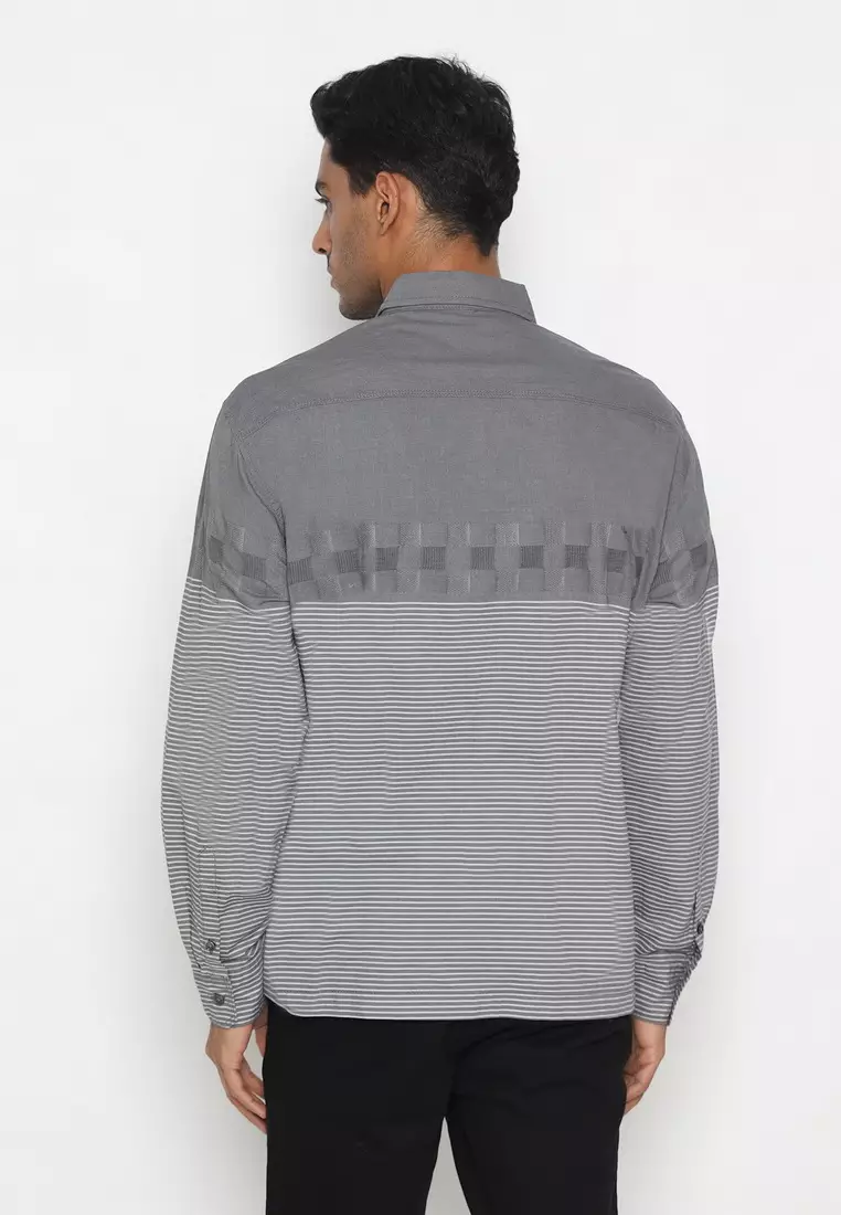 POLICE Kemeja Border Printing Regular Fit Lengan Panjang Pria