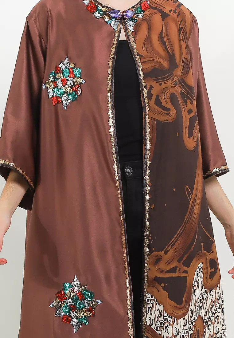 Coat Panjang Lukisan