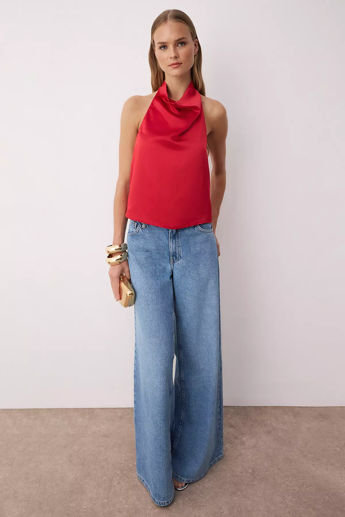 Red Degaje Collar Sleeveless Satin Party Blouse