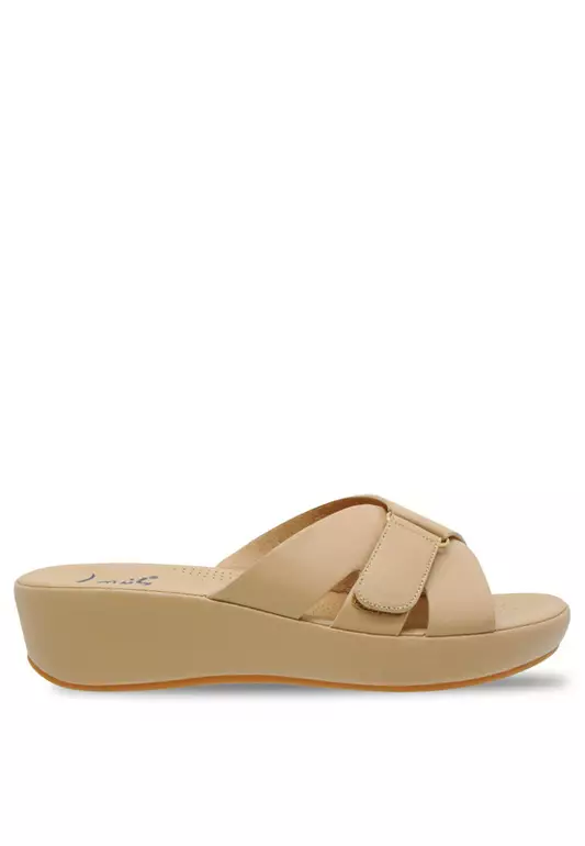 Slip On Casual Sandal