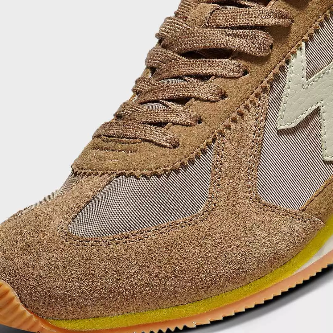 Eagle Sepatu Sneakers Lifestyle Evoke - COKLAT/KUNING