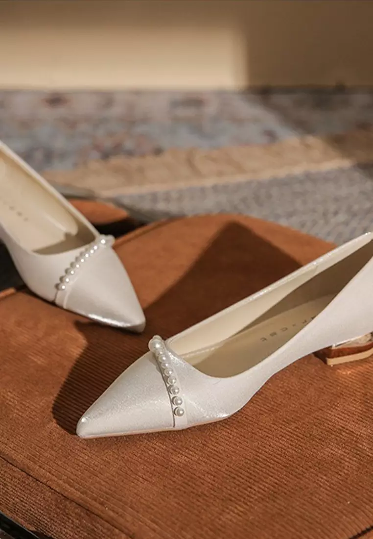 2.5CM Beaded Satin Low Heels IF21004