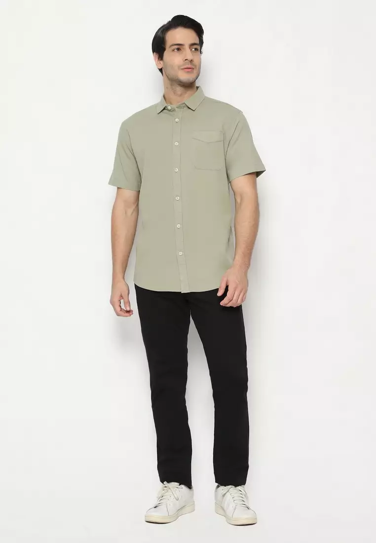 POLICE Kemeja Polos Cotton Slim Fit Pria