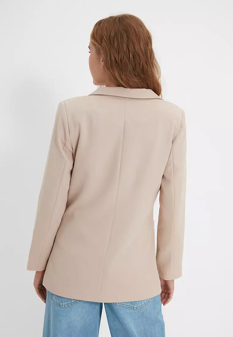 Button Detailed Blazer