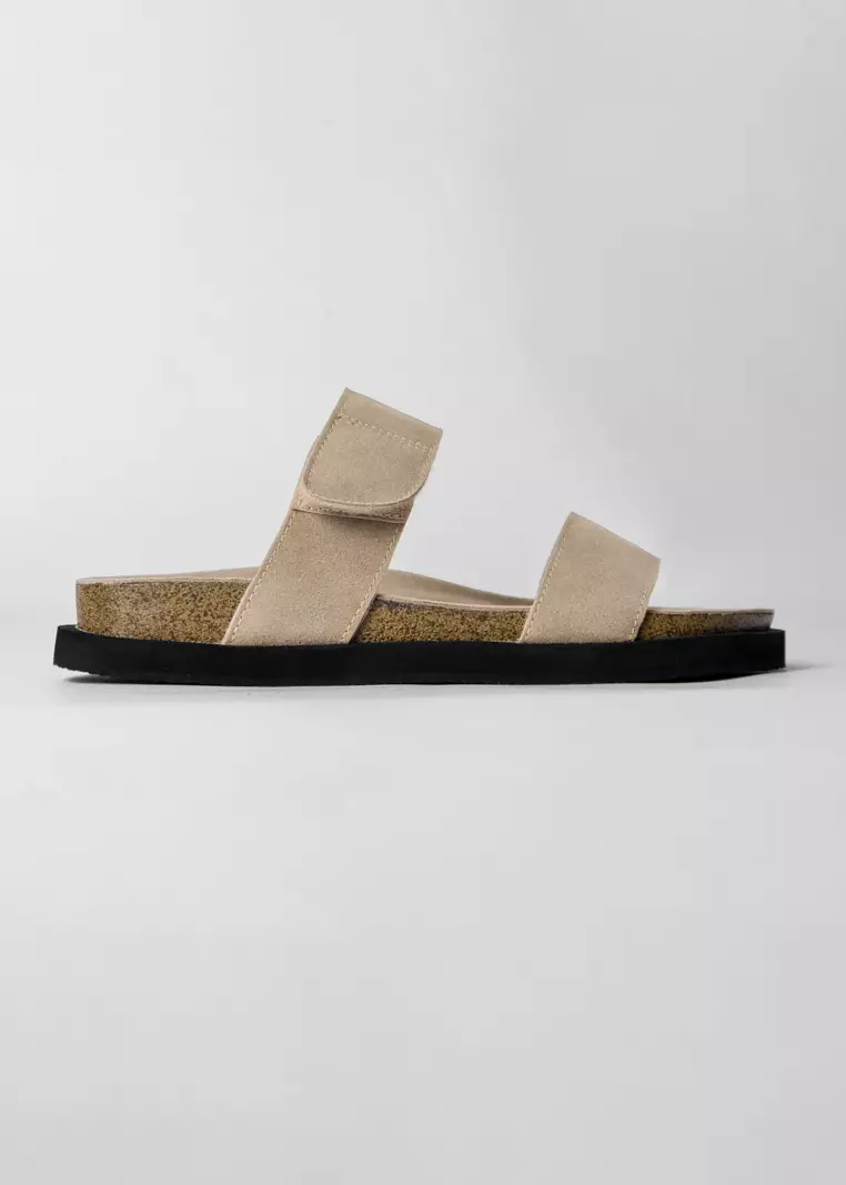 Pamole Sandal Wanita Kekinian Sendal Flat Wanita Sendal Wanita - Asta Series - Cream