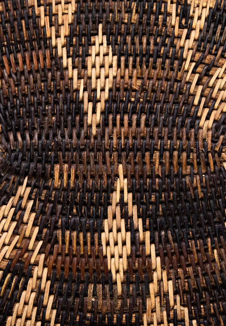 Buy IRAYAMANGYAN ART Oval Tray with Handle 2023 Online ZALORA