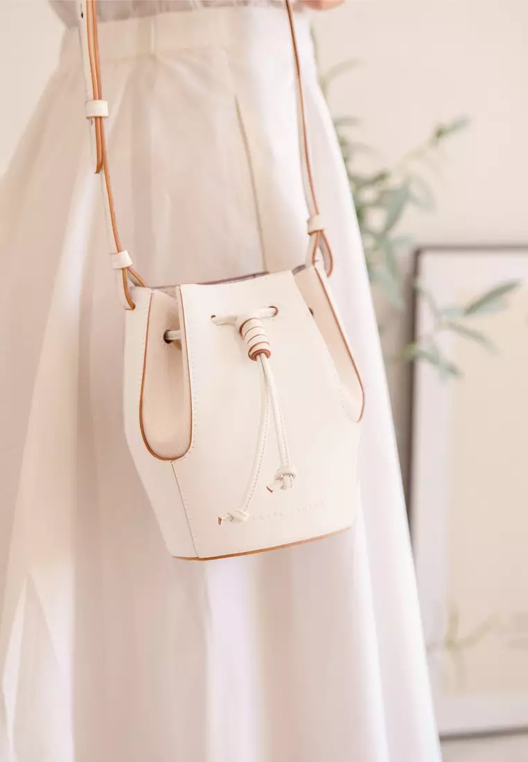 Buy Samuel Ashley Mini Chantal Drawstring Leather Bag - Milk 2024