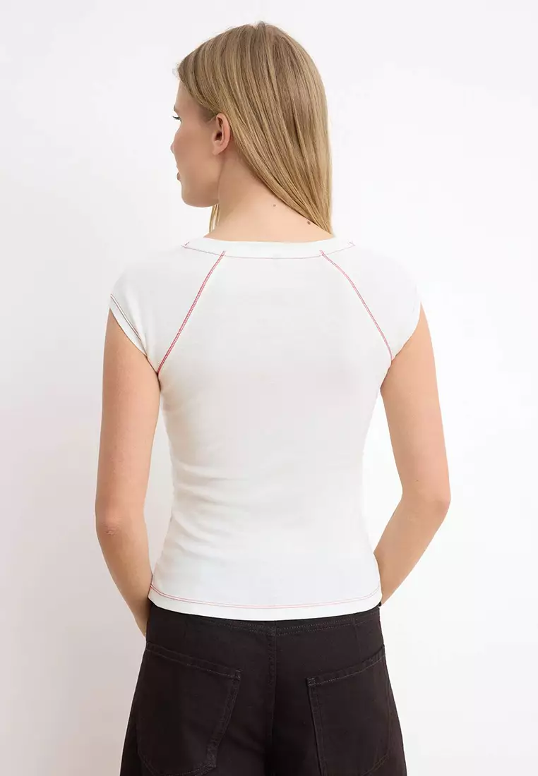 Buy Trendyol Ecru Fitted/Bodycon Raglan Sleeve Short Sleeve Ribbed ...