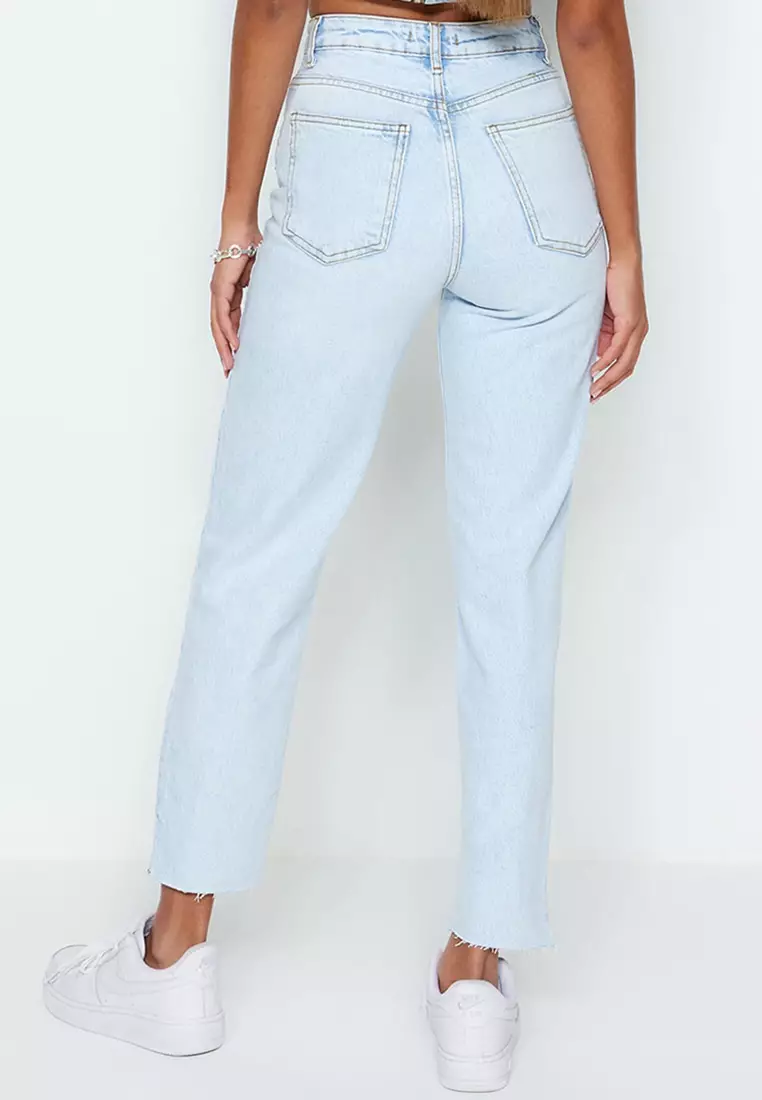 Buy Trendyol High Waist Mom Fit Jeans In Black | 6thStreet Qatar