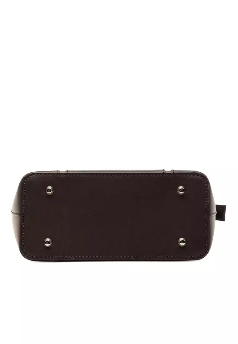 Pre-Loved Burberry Leather Handbag