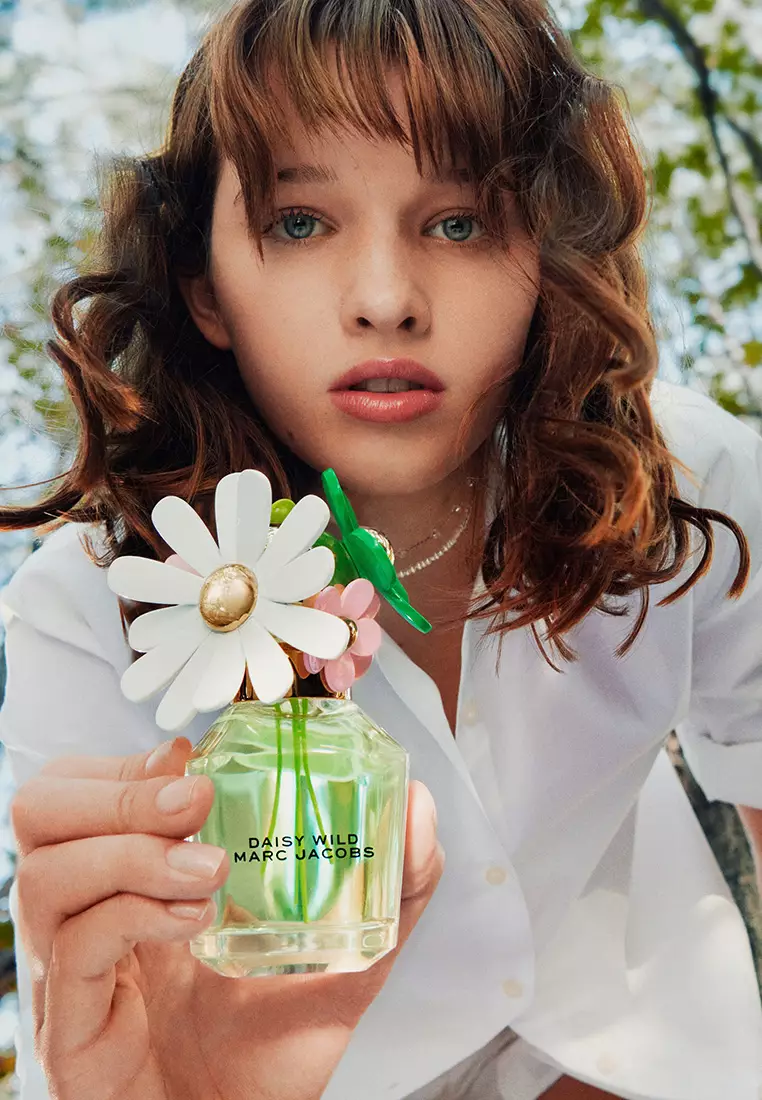 Daisy Wild Eau De Parfum 100 ml - Banana Blossom, Jasmine, Vetiver | Fruity Floral Perfume | Fragrance for Women