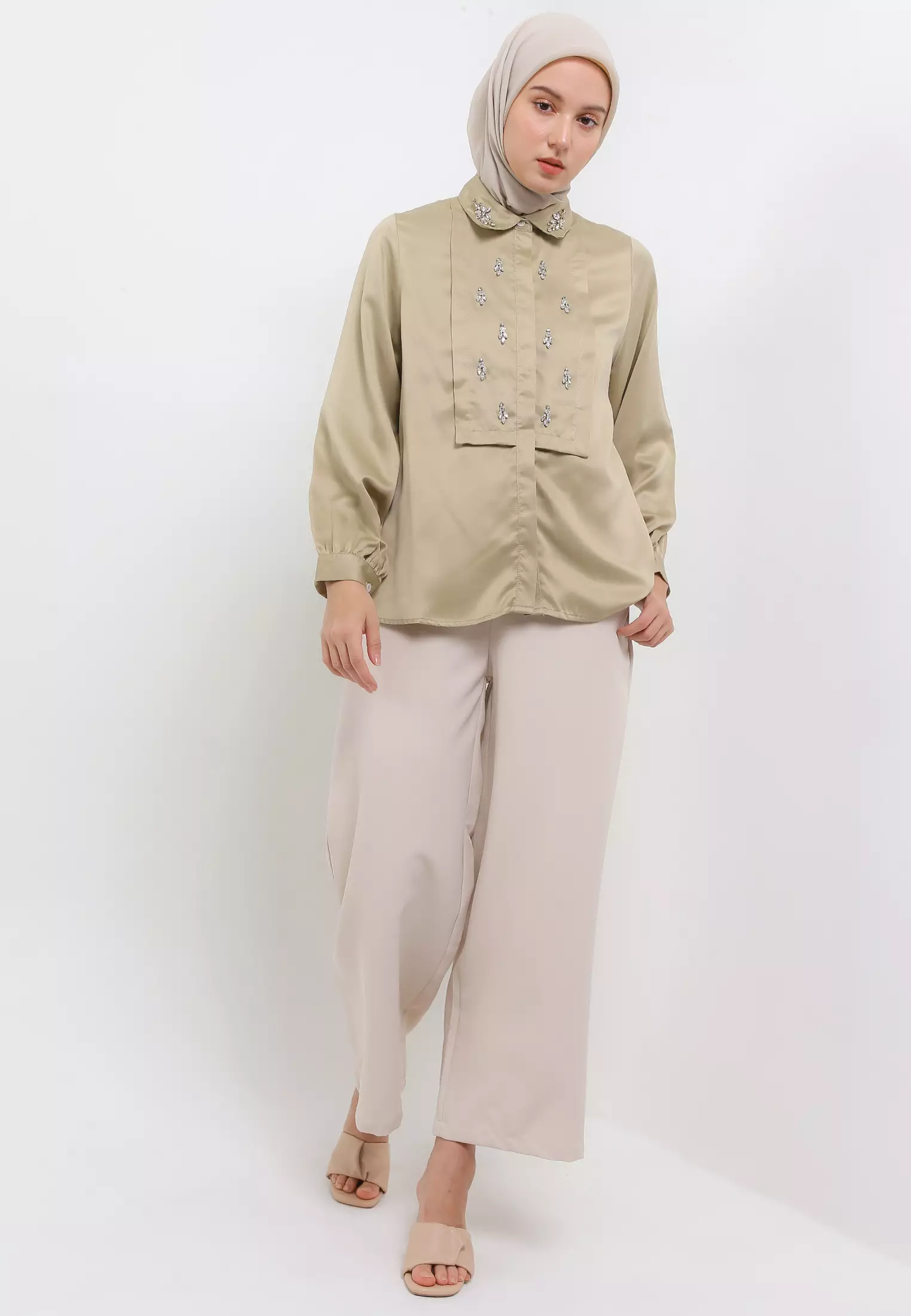 MFMW Shawyer Atasan Blouse Satin Olive With Payet
