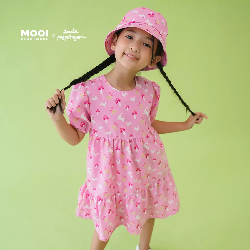 Mooi X Dinda Puspitasari Dress Anak Perempuan Audrey Dress - Berry Pink