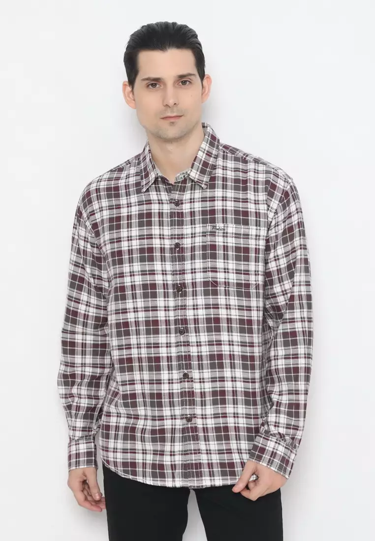 POLICE Kemeja Kotak Cotton Twill Slub Merah Biru Regular Fit Lengan Panjang Pria