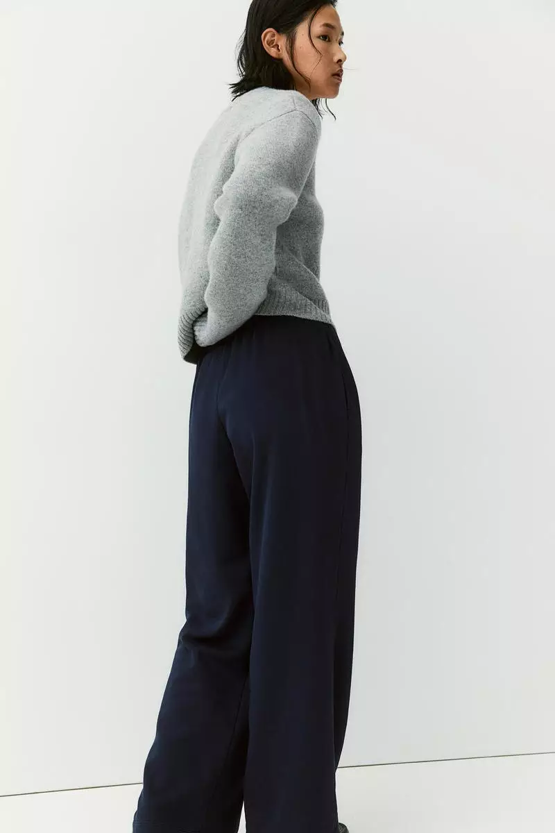 Crease-front sweatpants