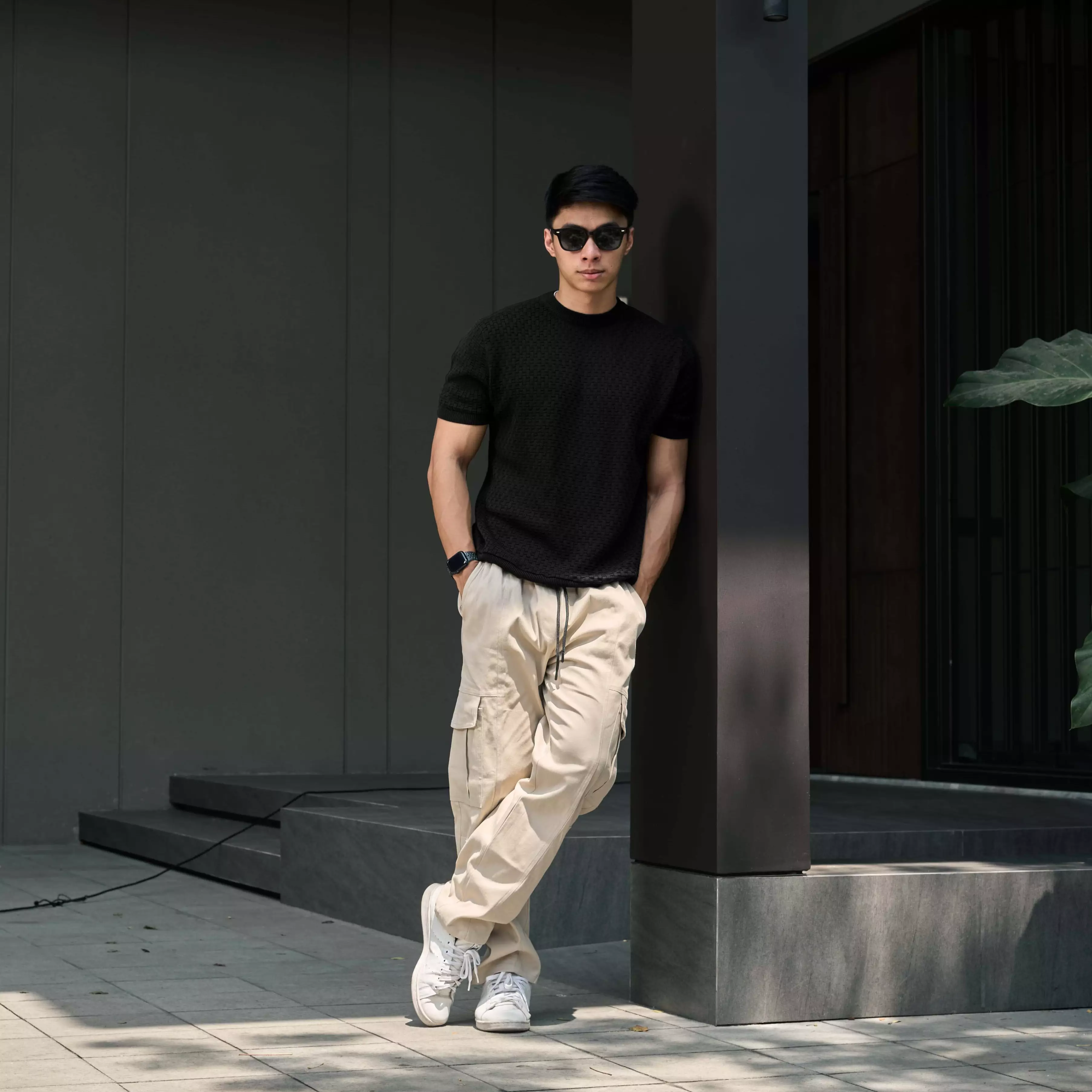 Kale Miller Black / Sweater Rajut Pria Lengan Pendek / Knitwear