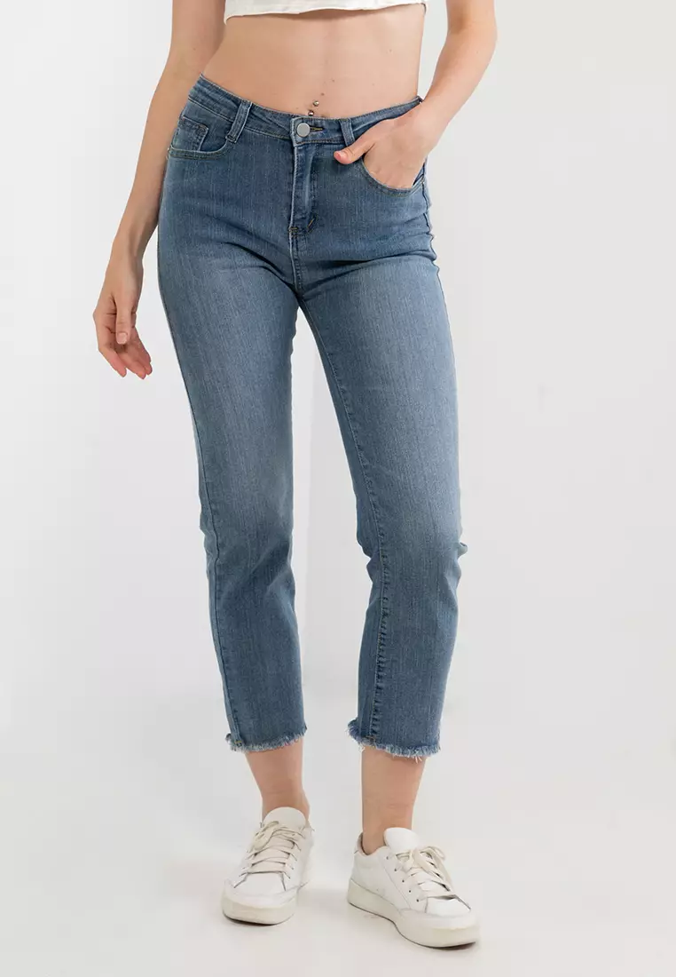 Raw hem boyfriend on sale jeans