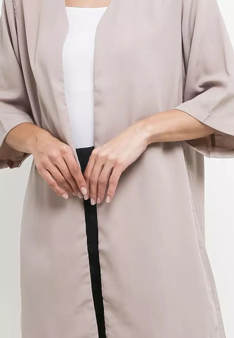 Outer Basic Mahira KR