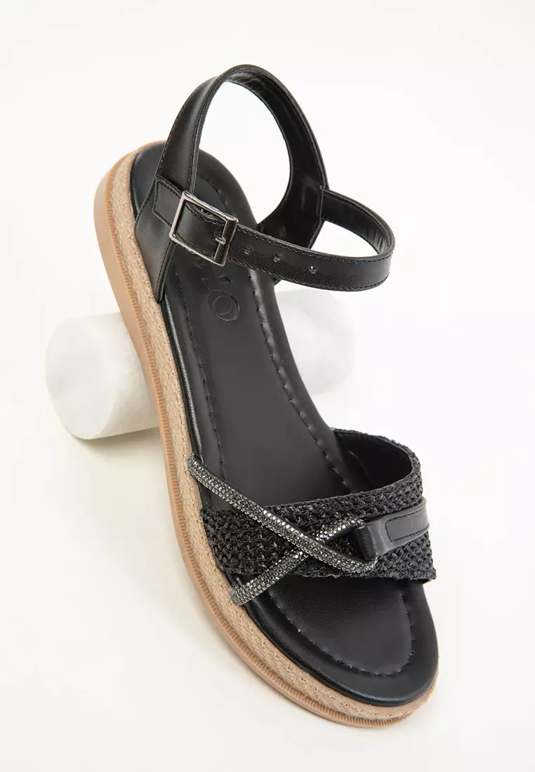 Black-Wicker Women's Sandals 20393