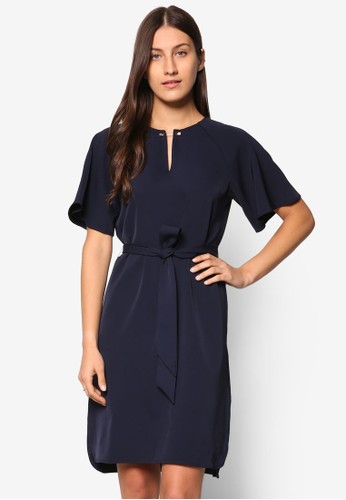 Collection 腰帶直筒式連身裙、 服飾、 洋裝ZALORACollection腰帶直筒式連身裙最新折價
