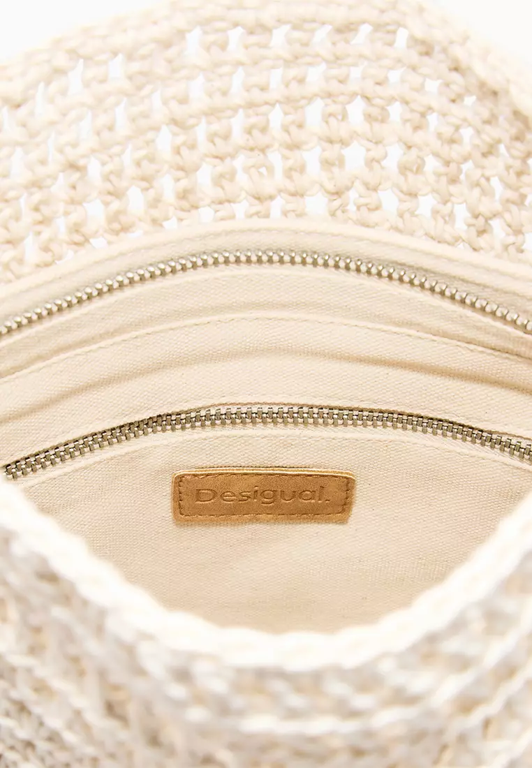 Crochet bag with flowers