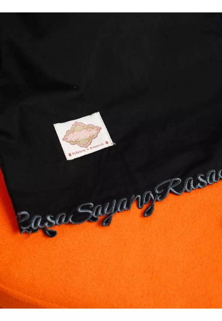 I Feel Love Collar Shirt Top In Black