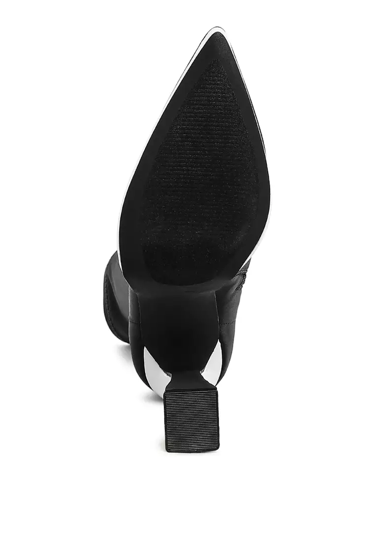 Sepatu Bot Platform Kontras dengan Detail Kaus Kaki dalam Warna Hitam/Putih