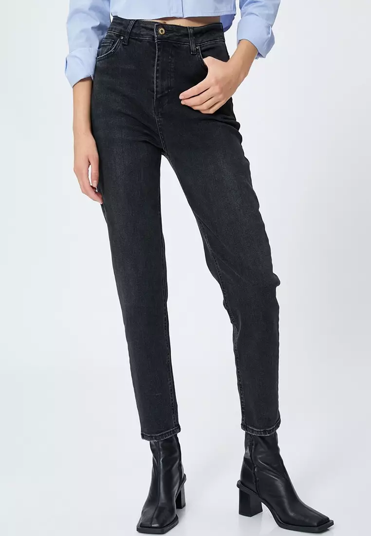 Slim Fit Mom Jeans